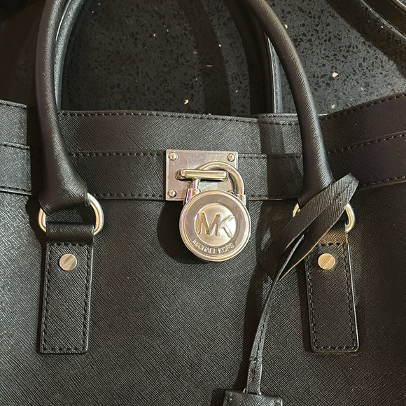 NWOT Micheal Kors Tote - Picture 2 of 12